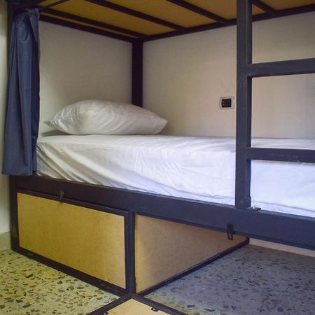 Area 51 Hostel Medellín Eksteriør billede