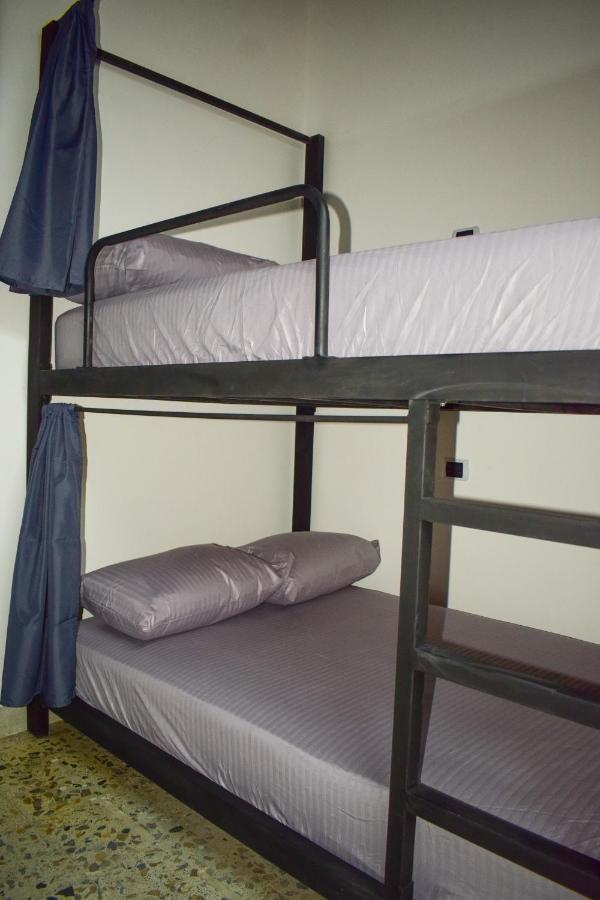Area 51 Hostel Medellín Eksteriør billede