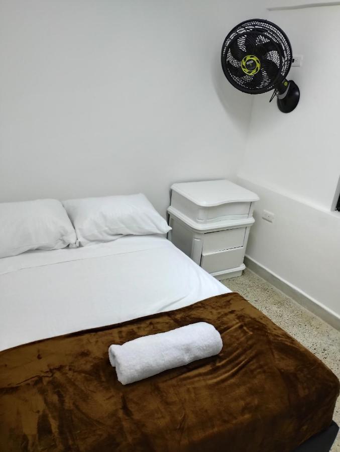 Area 51 Hostel Medellín Eksteriør billede